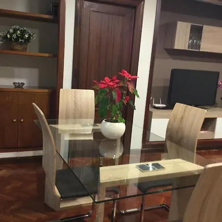 Azafranal-parking Gratis- Apartment *